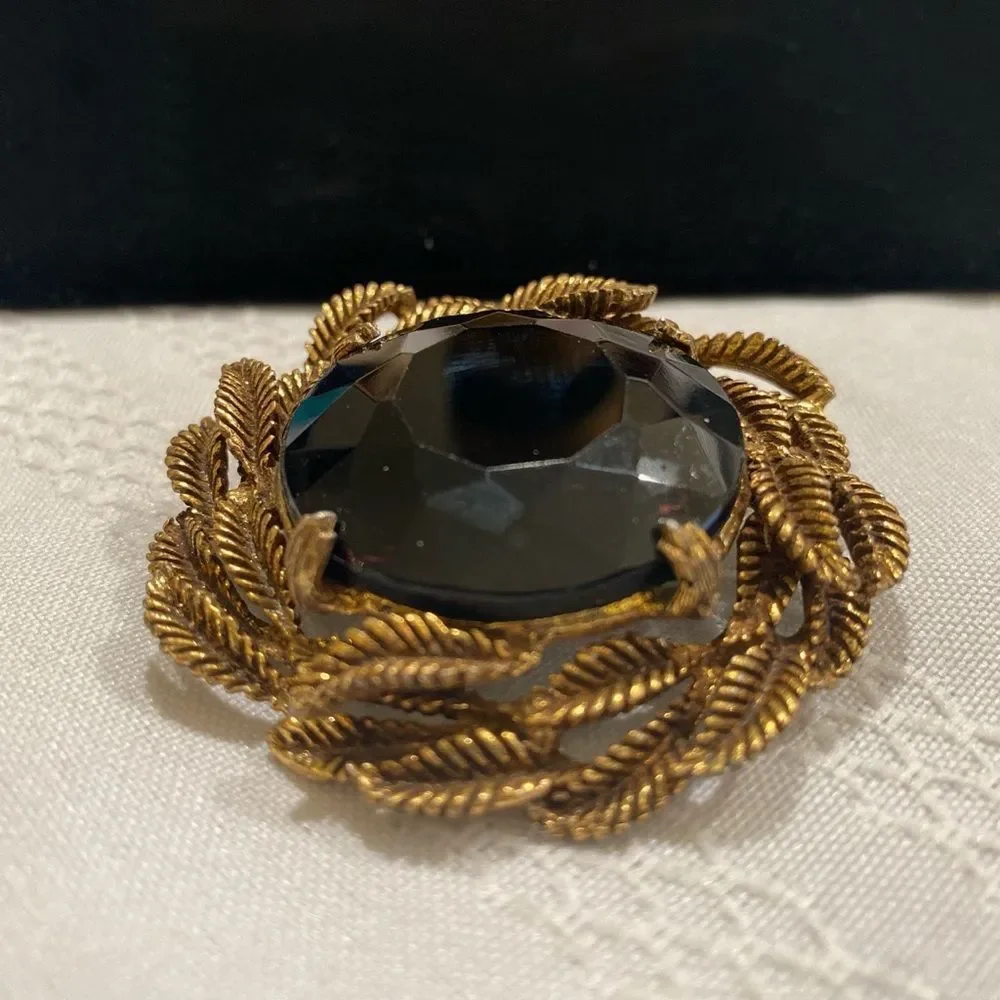 Vintage Faceted Black Rhinestone And Brass Brooch